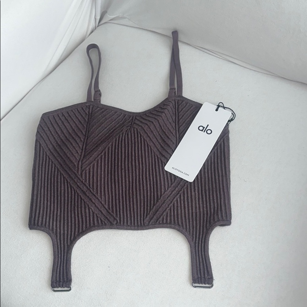 ALO CROP TOP